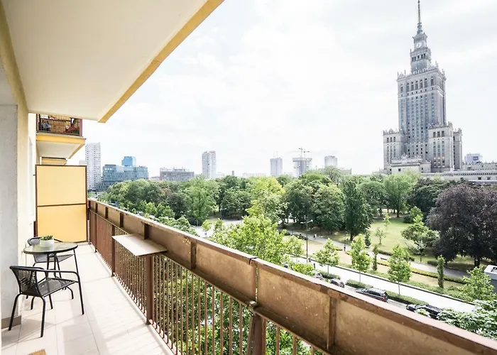 ★Bright, Spacious Apartment|Palace Of Culture View★