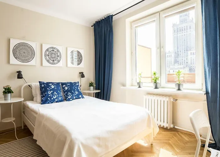 ★Bright, Spacious Apartment|Palace Of Culture View★