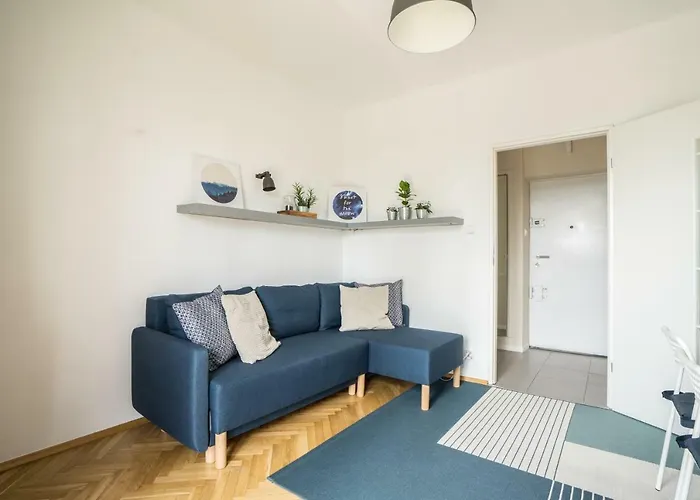 ★Bright, Spacious Apartment|Palace Of Culture View★